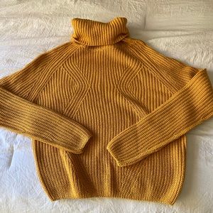 Urban Heritage Sweater
